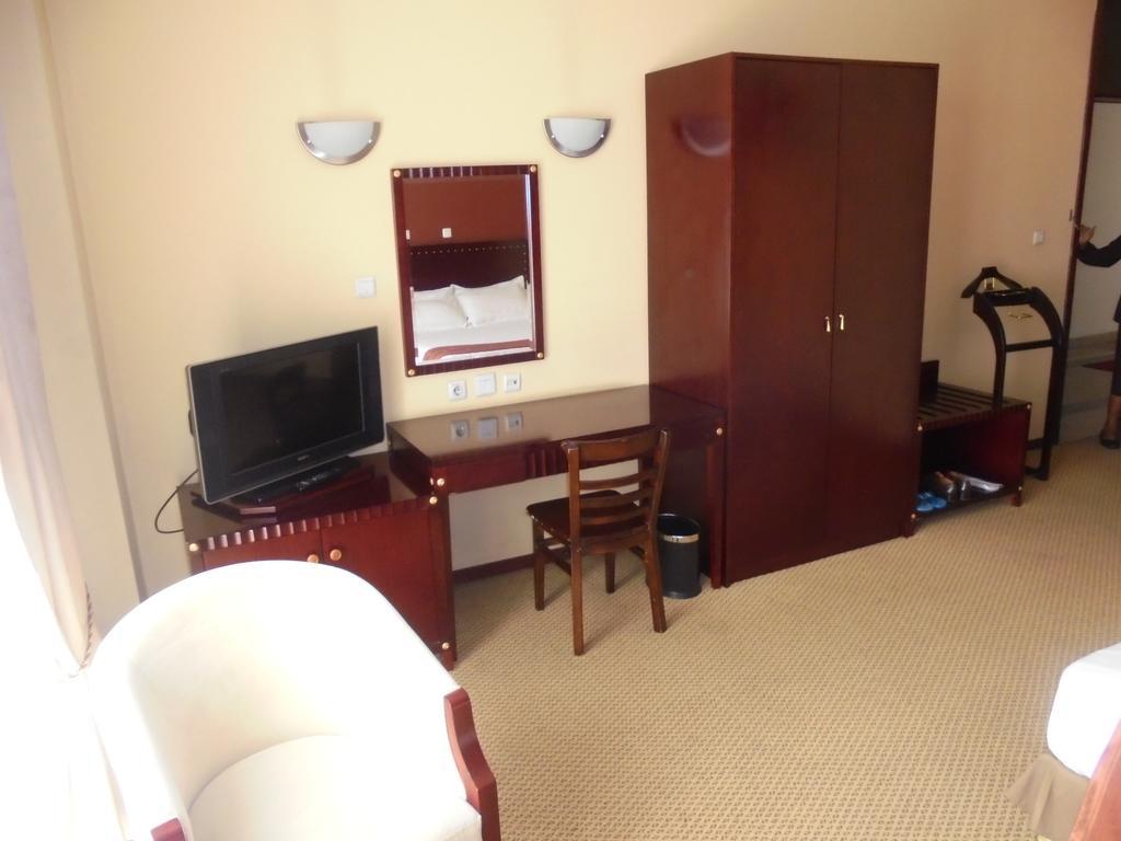 Soramba Hotel Business Plc แอดดิสอาบาบา ภายนอก รูปภาพ